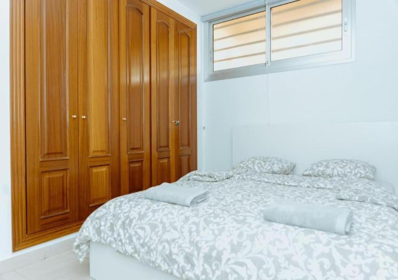 Seaview Splendor 2 Bedroom Modern Comfort 阿德耶 外观 照片