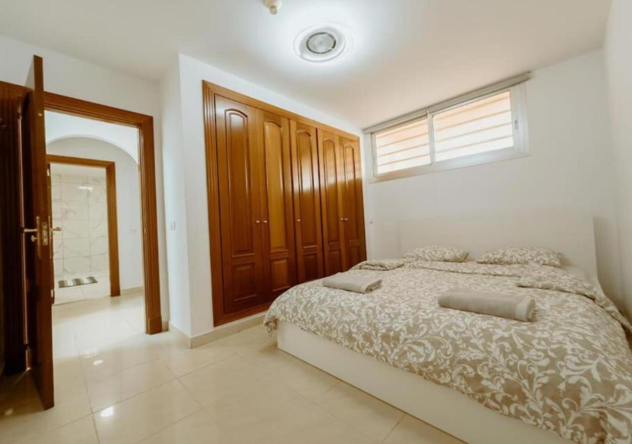 Seaview Splendor 2 Bedroom Modern Comfort 阿德耶 外观 照片