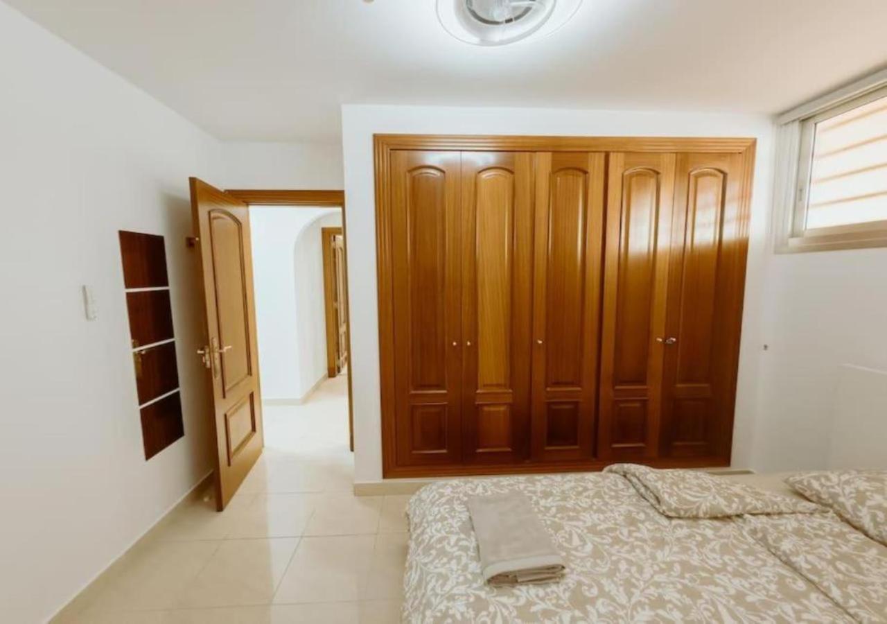 Seaview Splendor 2 Bedroom Modern Comfort 阿德耶 外观 照片