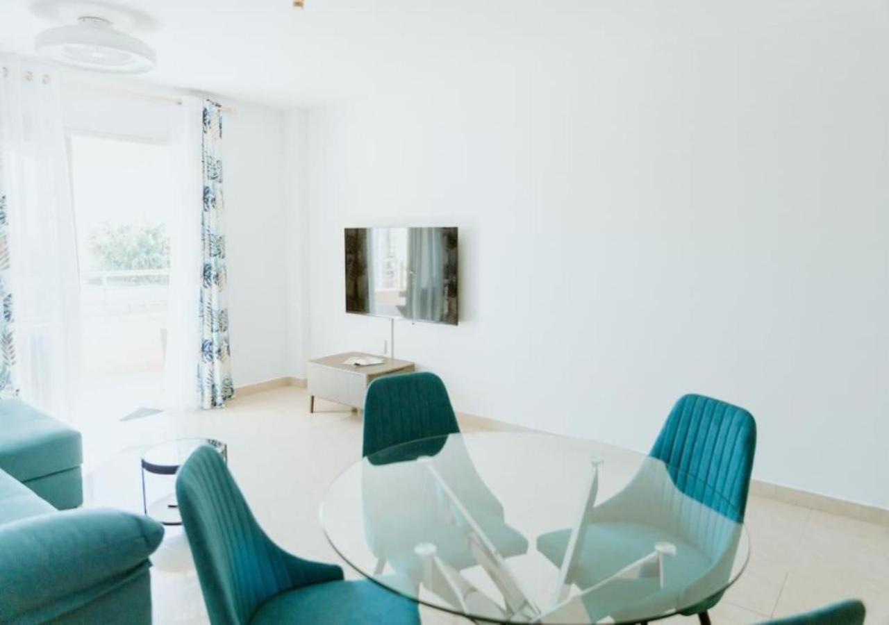 Seaview Splendor 2 Bedroom Modern Comfort 阿德耶 外观 照片